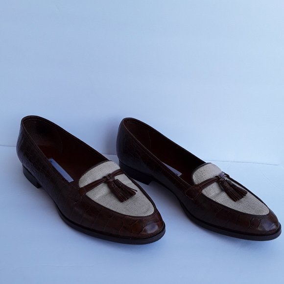 Etienne Aigner Classic Loafer with Tassel … - Picture 4 of 15